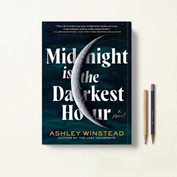 کتاب Midnight Is the Darkest Hour اثر Ashley Winstead زبان اصلی